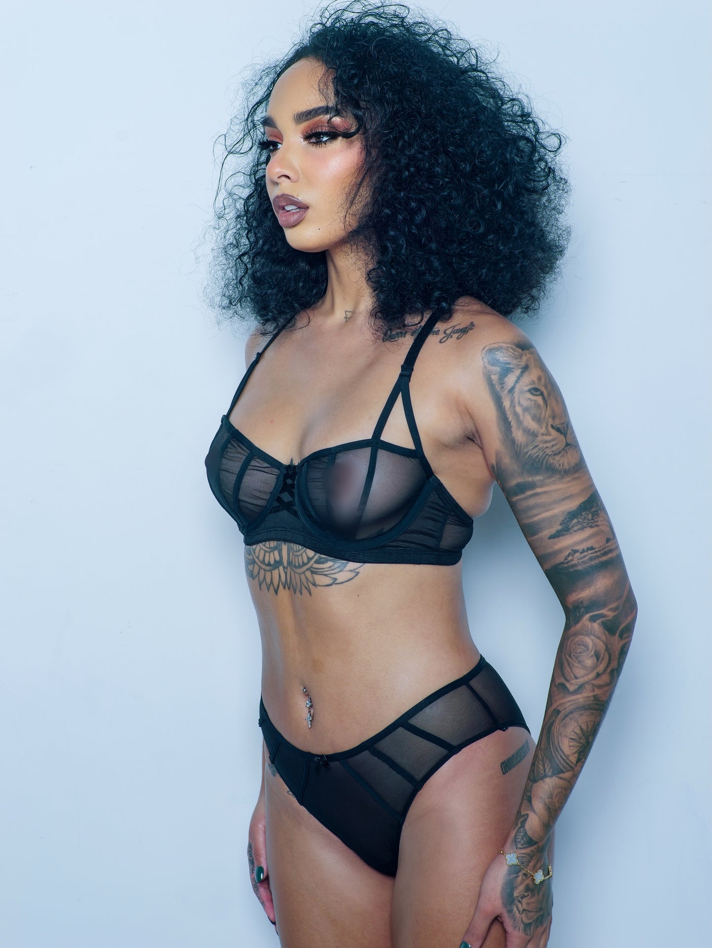 Dark Web Bra